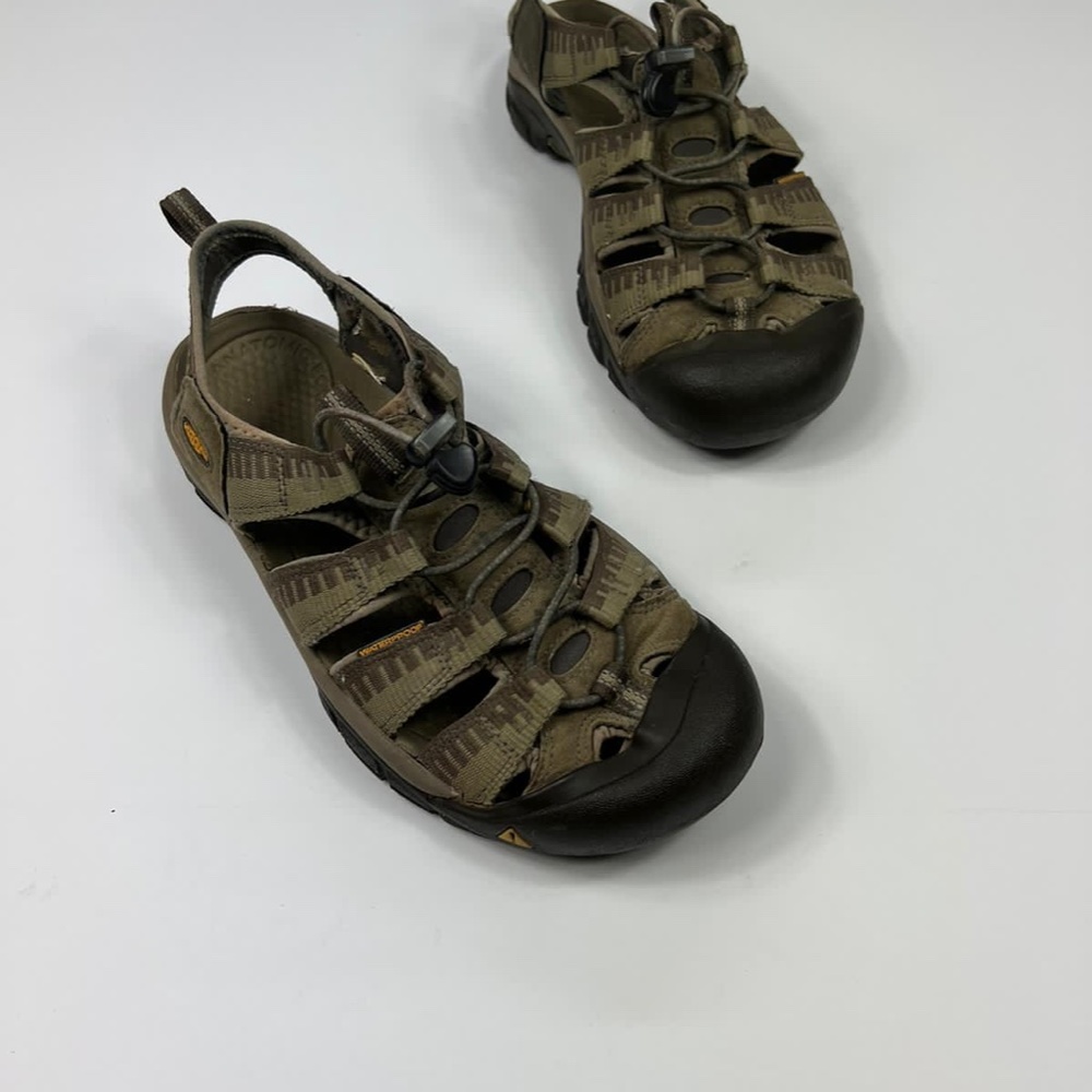 Keen Brown and Black Hiking Sandals with Protective Toe Cap - Picture 8 of 9